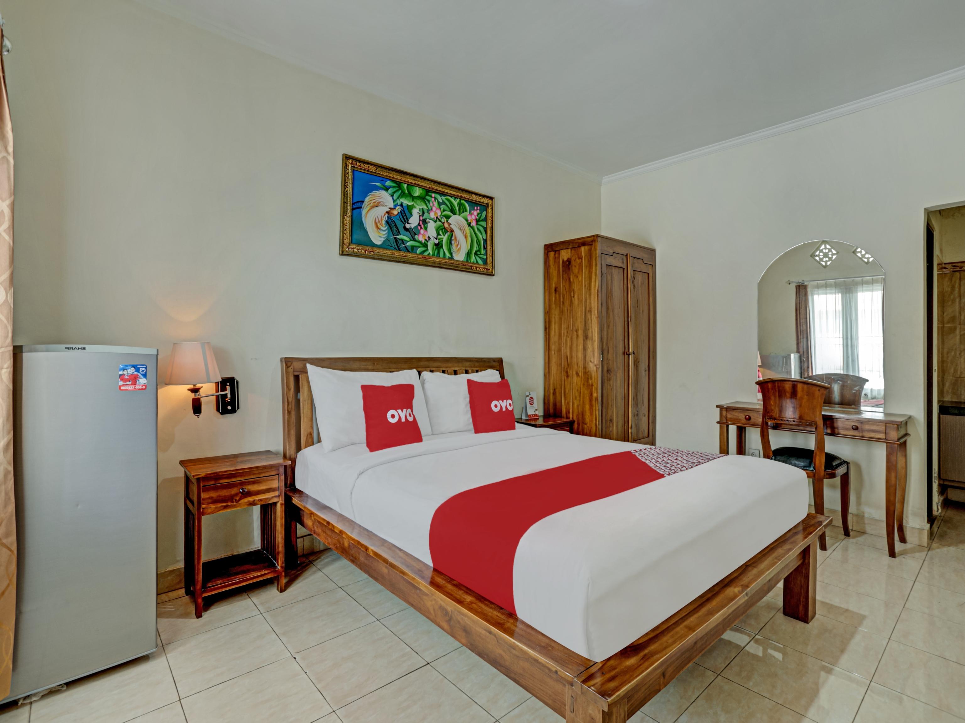 Super Oyo 3904 Kiki Residence Bali Легиан Екстериор снимка