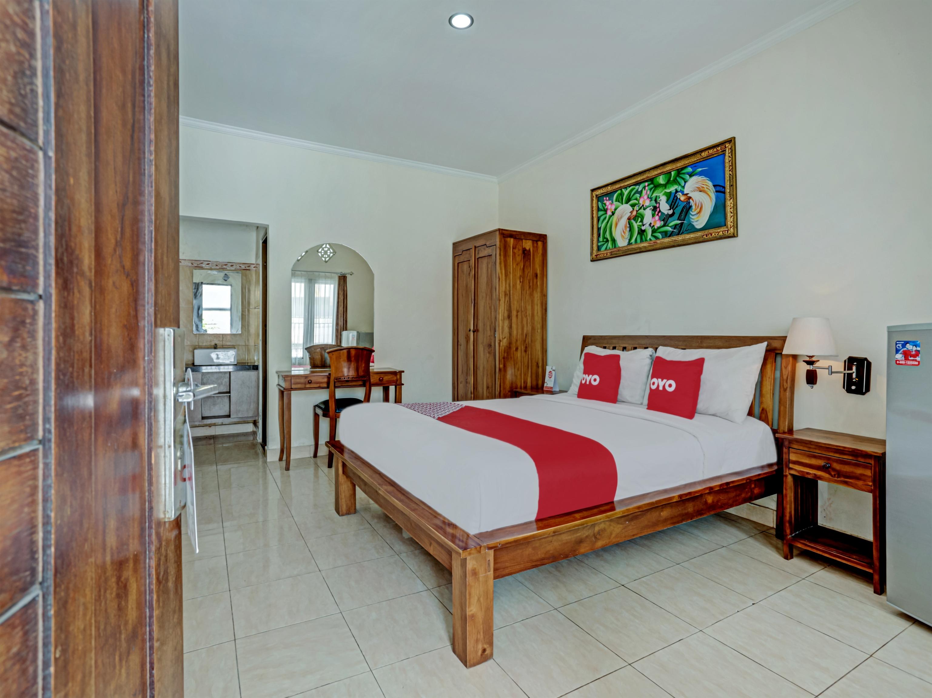 Super Oyo 3904 Kiki Residence Bali Легиан Екстериор снимка