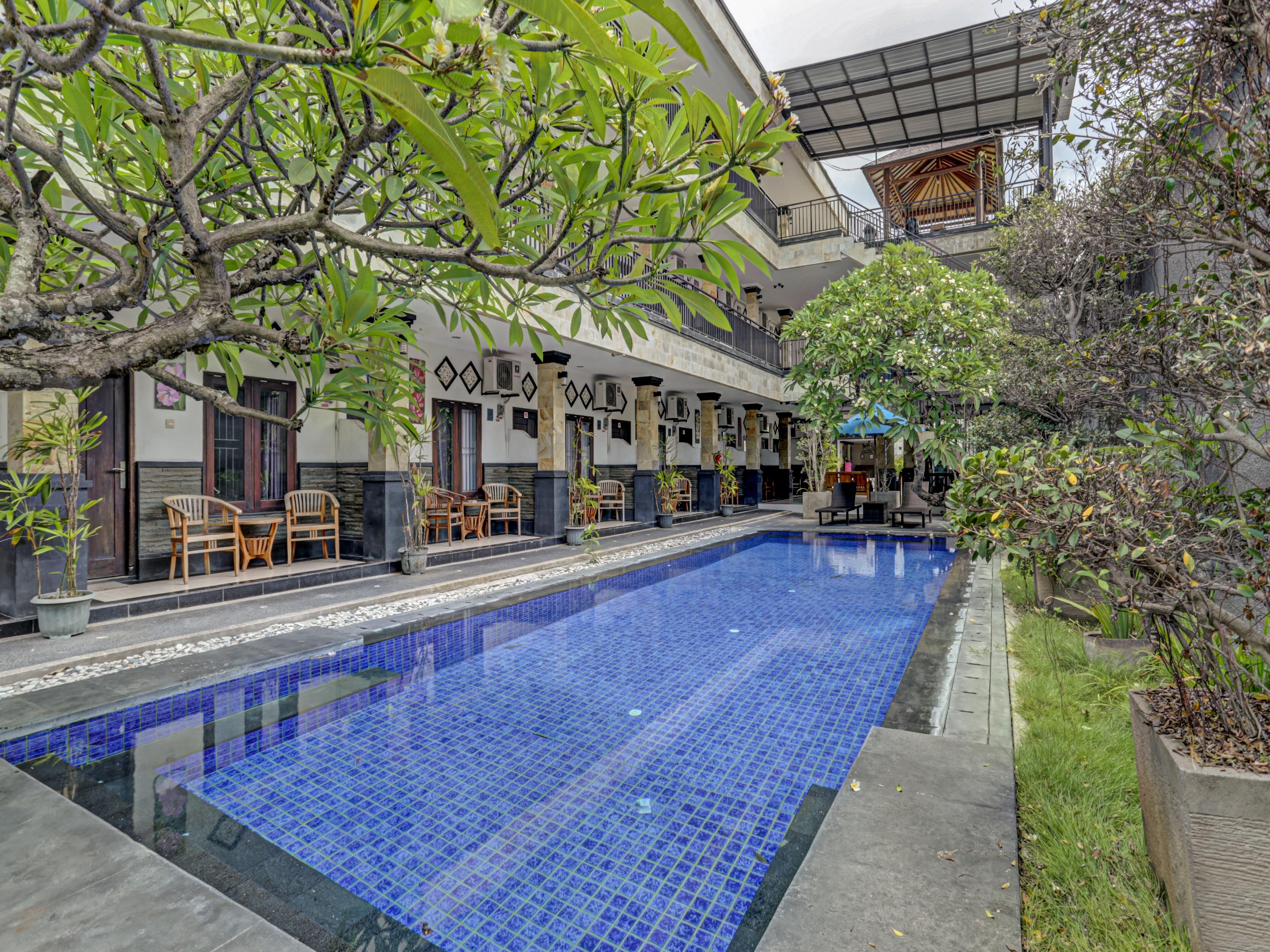 Super Oyo 3904 Kiki Residence Bali Легиан Екстериор снимка